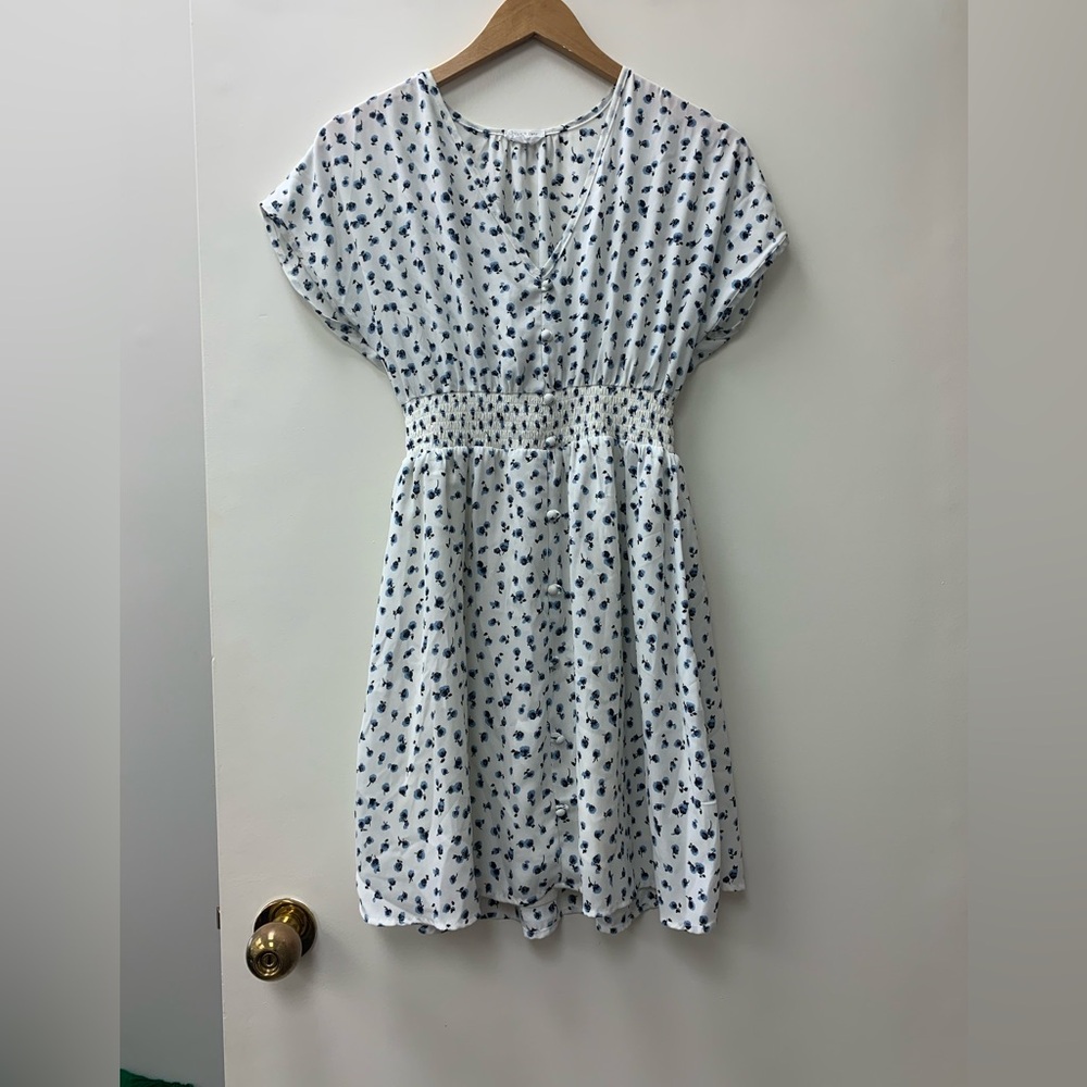 White floral dress size small. Sienna sky